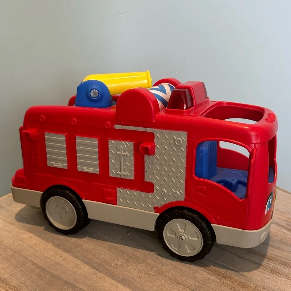 Fisher Price Little People Helping Hands Fire Truck